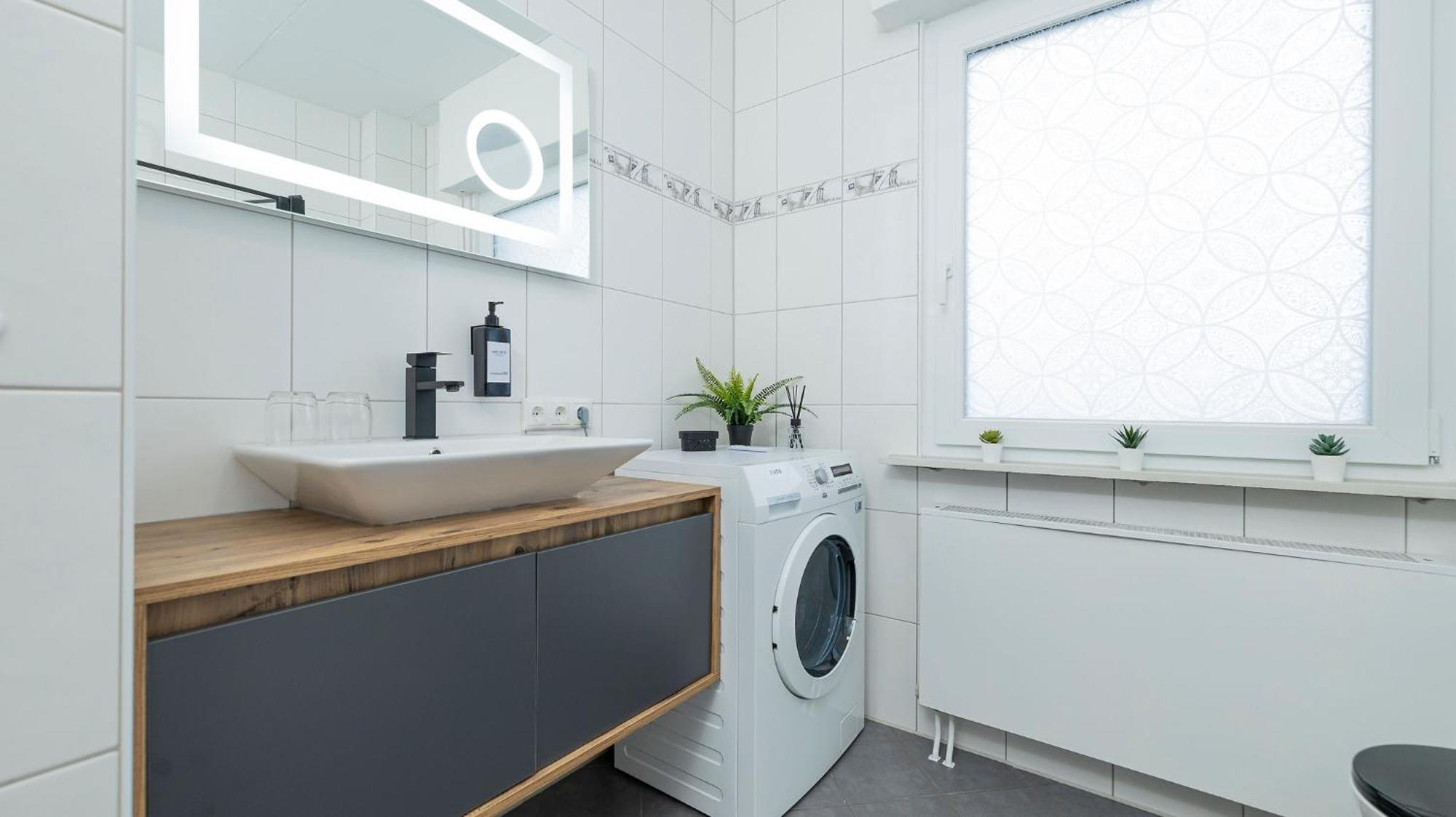Luxx Home Mm, Airport- Fuer 7 Personen-Parken-Kueche Trunkelsberg Экстерьер фото